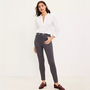 LOFT Sutton Textured Grey Skinny Ankle Pants, size 4
